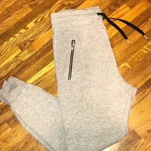 Men gray joggers ‼️